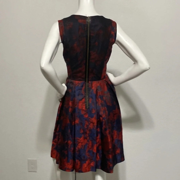 Taylor Blue Red Romantic Goth Floral Jacquard Whimsigoth Fit & Flare Dress Sz. 6 - Picture 5 of 8